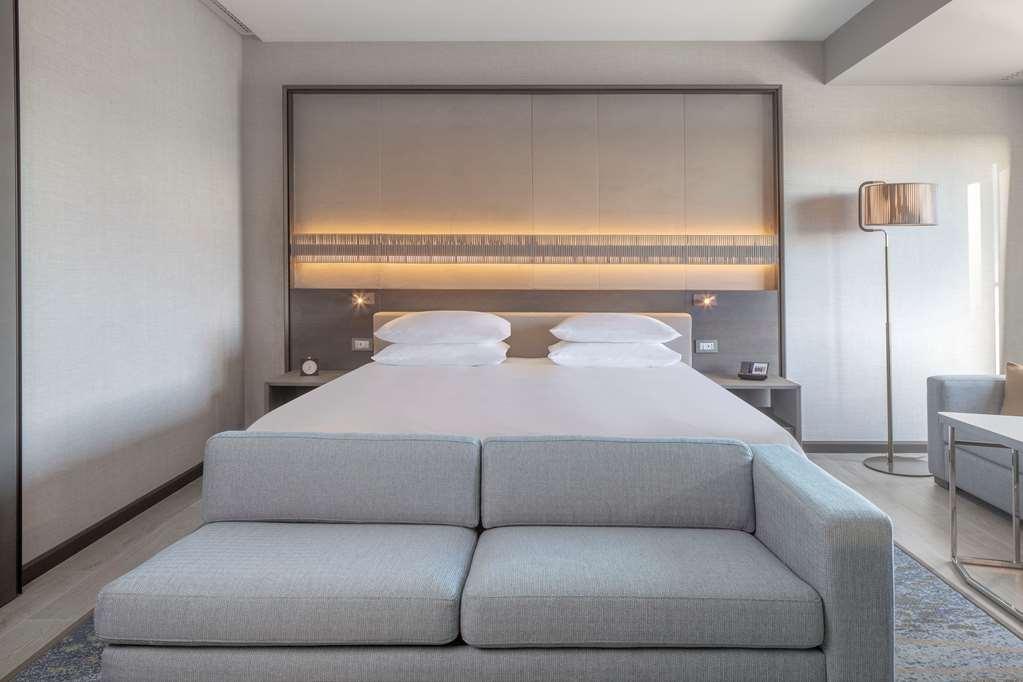 Hyatt Regency Algiers Airport Hotel Room photo